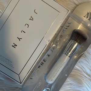 Jaclyn Hill X Morphe Brush Set